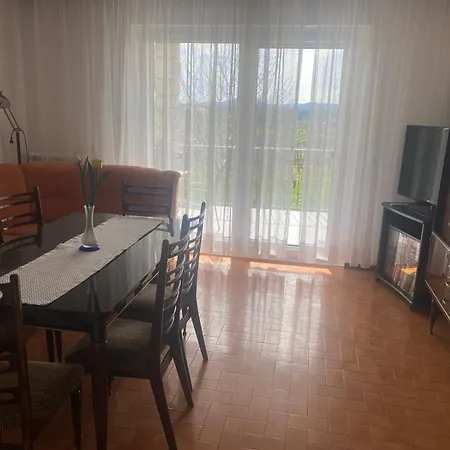 Hisa Tavcar Apartman *