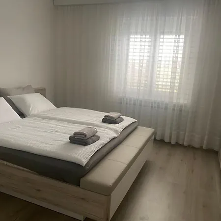 Hisa Tavcar Apartman *