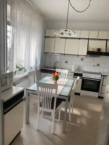 Διαμέρισμα Hisa Tavcar